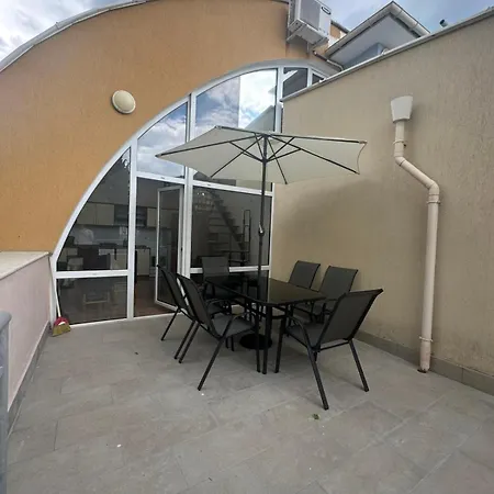 Apartman Dream Ravda